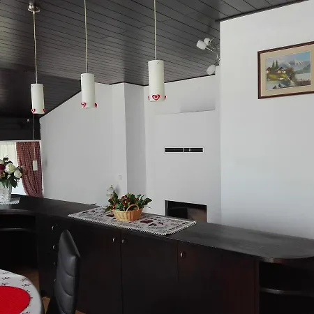 Chalet Belvedere Bed and Breakfast Λιουμπλιάνα